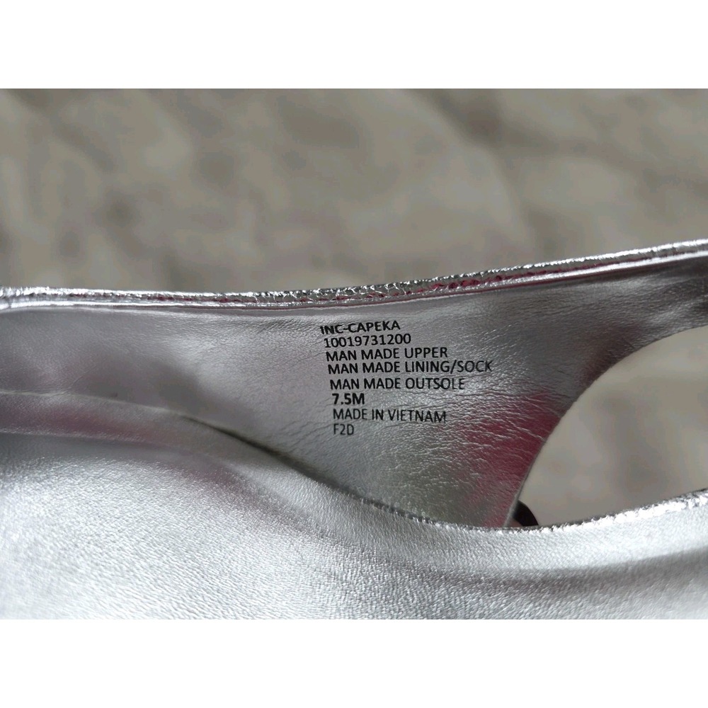 INC Silver Slingback Kitten Heels Pointed Toe Metallic Silver Size 7.5M NIB - Picture 6 of 6